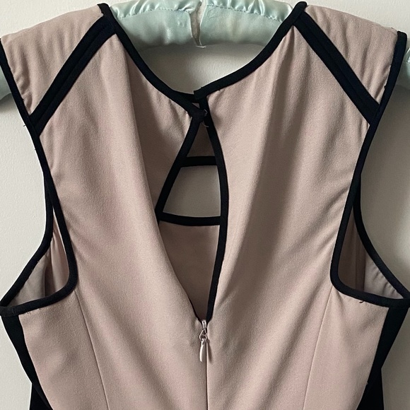 BCBGMaxAzria Dress - Picture 6 of 6